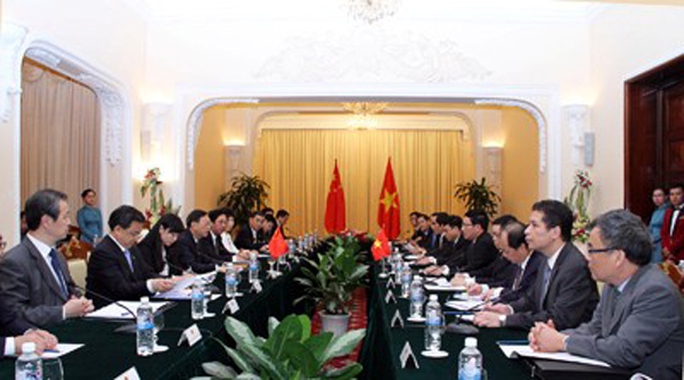 Phó Thủ tướng, Bộ trưởng Bộ Ngoại giao Phạm Bình Minh hội đàm với Ủy viên Quốc vụ Trung Quốc Dương Khiết Trì
