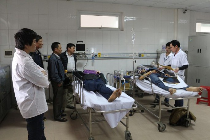 Các nạn nhân đang được cấp cứu tại Bệnh viện Đa khoa 115 (TP Vinh - Nghệ An)