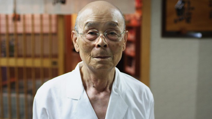 Đầu bếp Jiro Ono 88 tuổi. Ảnh: Tasty chomps