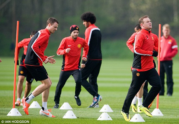HLV Moyes vẫn lạc quan trước trận gặp Bayern Munich