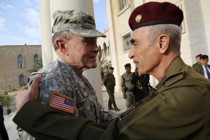 Tướng Martin Dempsey nói cuộc chiến chống IS đang đảo chiều. Ảnh: Reuters