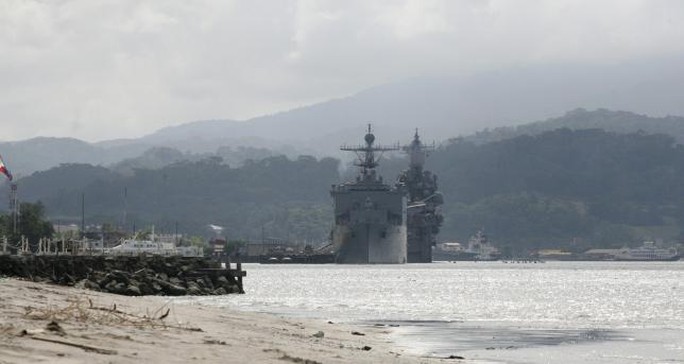 Tàu chiến Mỹ đậu ở Vịnh Subic, phía Bắc Manila - Philippines năm 2014. Ảnh: Reuters