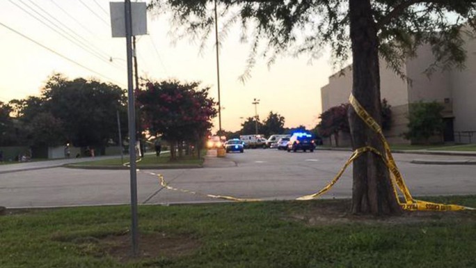 PHOTO: Police tape surrounds the scene following a shooting at a movie theater Thursday, July 23, 2015, in Lafayette, La.