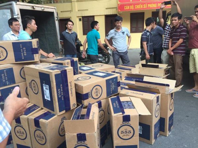 lực lượng công an thu giữ thuốc lá lậu lực lượng công an thu giữ thuốc lá lậu