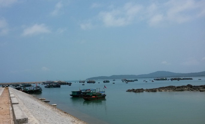 Thuyền của các ngư dân neo đậu trên đảo Cô Tô Thuyền của các ngư dân neo đậu trên đảo Cô Tô
