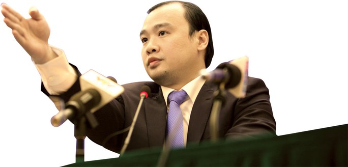 Người phát ngôn Bộ Ngoại giao Lê Hải Bình chủ trì một buổi họp báo Ảnh: NGUYỄN QUYẾT