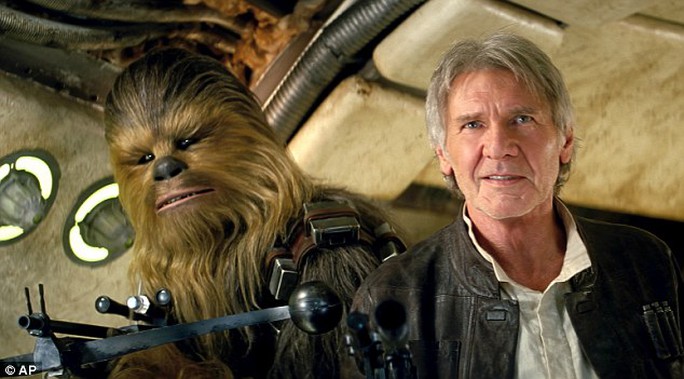 Sau tai nạn máy bay, Harrison Ford lần đầu xuất hiện