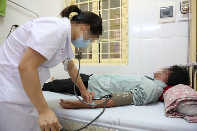 Chăm sóc bệnh nhân nhiễm HIV tại Bệnh viện Đống Đa (Hà Nội)