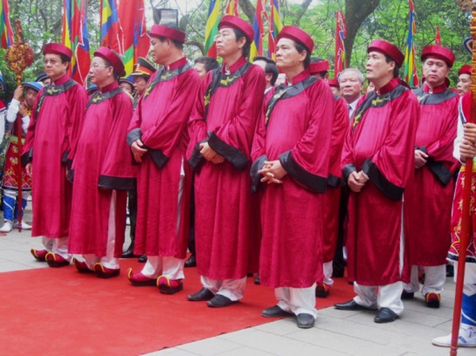 Chủ tịch nước Trương Tấn Sang dâng hương tưởng nhớ Hùng Vương
