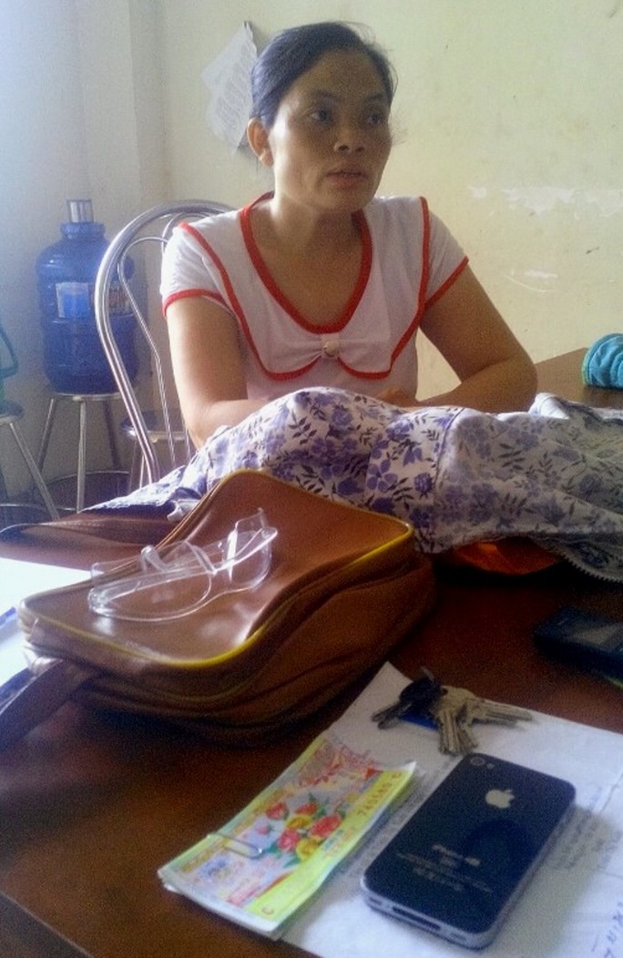 Đối tượng Triệu Thị Xuân tại cơ quan công an