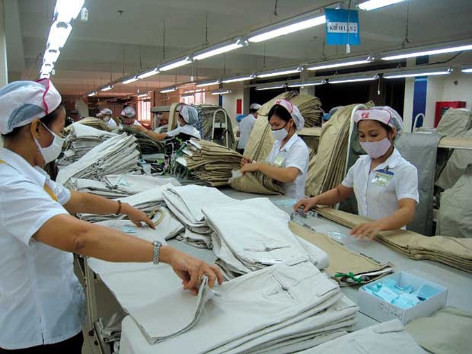 Điều chuyển lao động nữ nuôi con nhỏ đúng luật