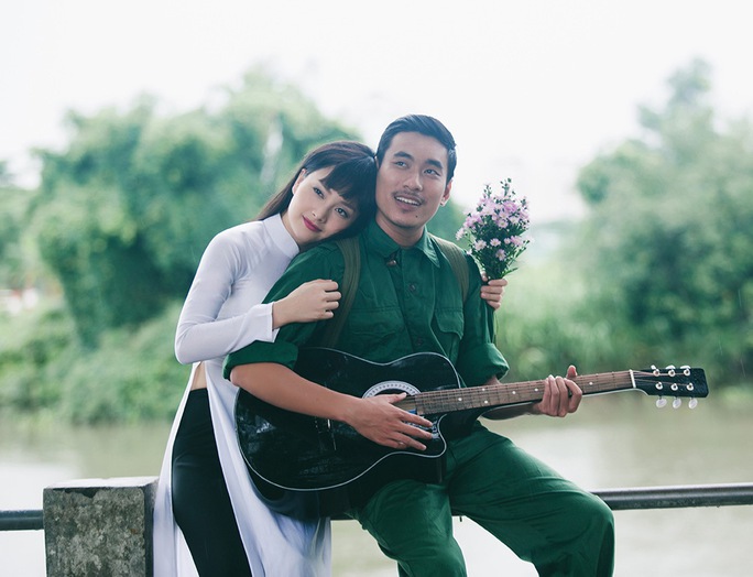 Lan Phương "tình tứ" với Kiều Minh Tuấn