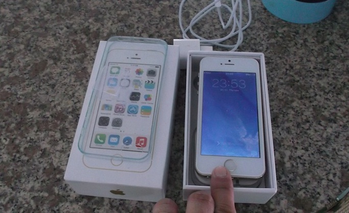 Chiếc iphone Trung Quốc bị đánh tráo
