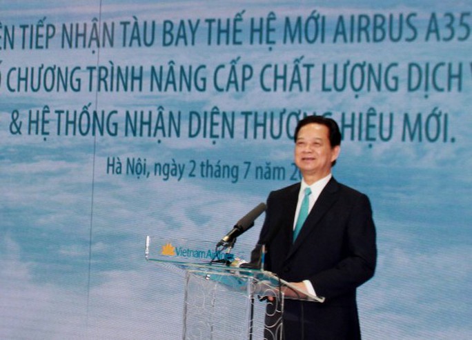 Thủ tướng Nguyễn Tấn Dũng phát biểu tại lễ tiếp nhận tàu bay thế hệ mới A350-900 XWB đầu tiên của Vietnam Airlines từ Airbus Thủ tướng Nguyễn Tấn Dũng phát biểu tại lễ tiếp nhận tàu bay thế hệ mới A350-900 XWB đầu tiên của Vietnam Airlines từ Airbus