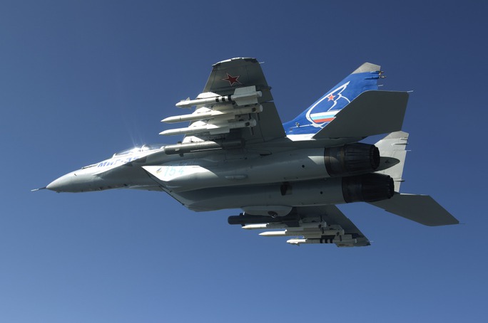 MIG-35 là mẫu máy bay chiến đấu mới nhất của Nga MIG-35 là mẫu máy bay chiến đấu mới nhất của Nga