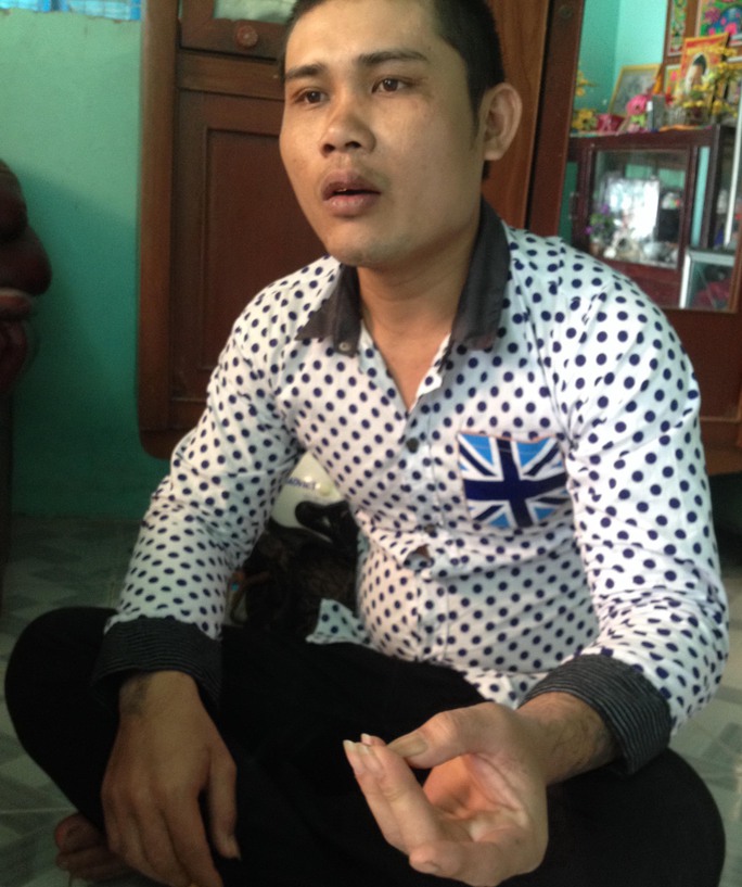 Thạch Sô Phách và gia đình nhận được là thư của người tốt bụng hướng dẫn đi tố cáo cán bộ dùng nhục hình