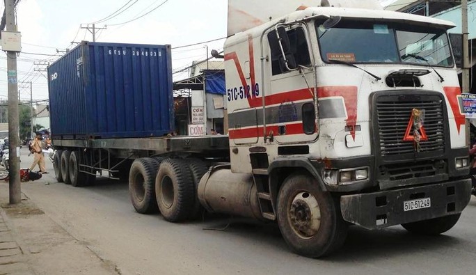 Chiếc xe container tại hiện trường