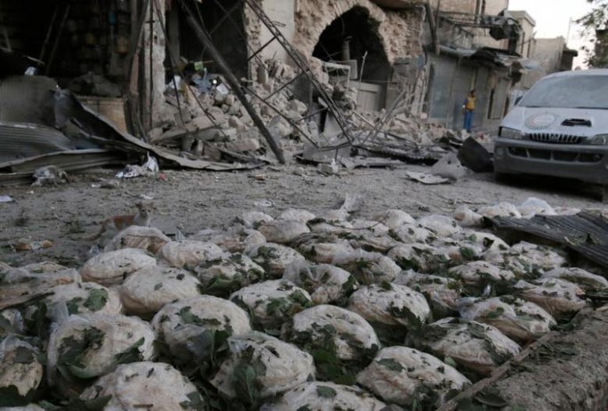 Khu phố Bab al-Maqam ở Aleppo bị tàn phá. Ảnh: REUTERS