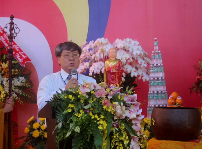 Ông Nguyễn Ngọc Tường, Phó Ban Chuyên trách Ban An toàn giao thông TP HCM phát biểu tại buổi lễ