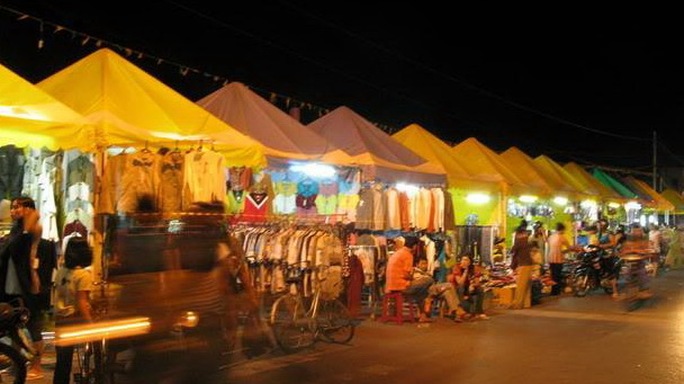 Chợ đêm Hà Tiên. Ảnh: Internet