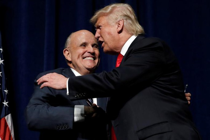 
Ông Rudy Giuliani và Tổng thống đắc cử Donald Trump. Ảnh: REUTERS
