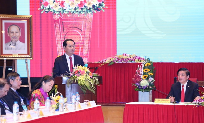 Chủ tịch nước Trần Đại Quang phát biểu chỉ đạo tại buổi thăm và làm việc với Tổng LĐLĐ sáng 24-9-ảnh: Văn Duẩn