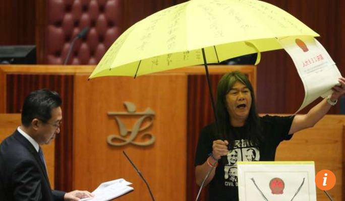 Nghị sĩ “tóc dài” Leung Kwok-hung. Ảnh: SCMP