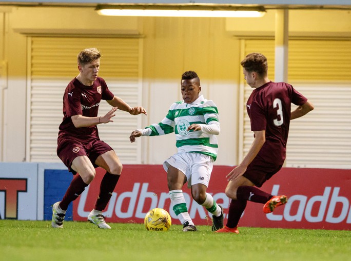 Celtic gây sốc với thần đồng 13 tuổi Dembele