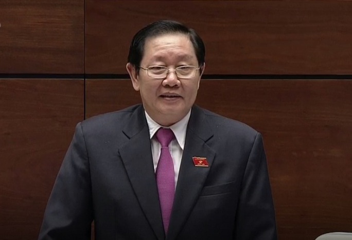 
Bộ trưởng Bộ Nội Lê Vĩnh Tân trả lời chất vấn
