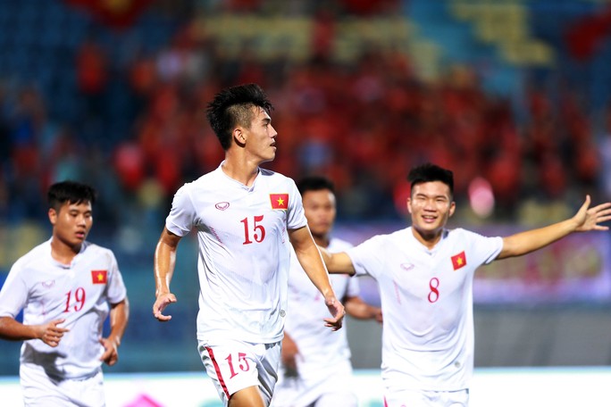 
Tiến Linh (15) và các tuyển thủ U20 Việt Nam đang quyết tâm tạo bất ngờ tại VCK U20 thế giới vào tháng 5-2017 Ảnh: Hải Anh
