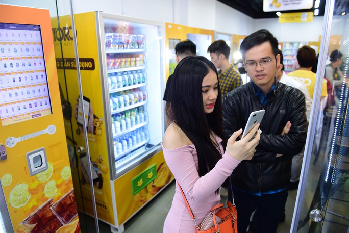 Lần đầu tiên TP HCM có cửa hàng tiện lợi không người bán - Ảnh 10.