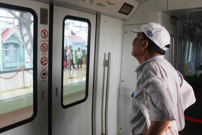 Háo hức mục sở thị tàu đường sắt Cát Linh - Hà Đông - Ảnh 8.