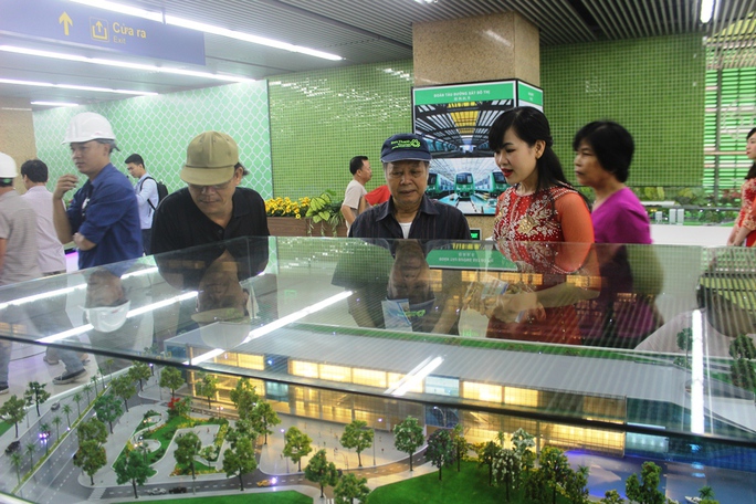 Háo hức mục sở thị tàu đường sắt Cát Linh - Hà Đông - Ảnh 4.