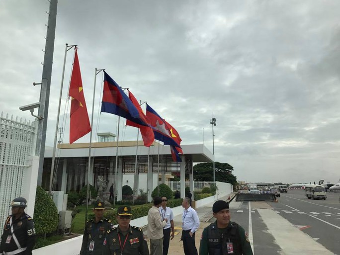 Trang trọng lễ đón Tổng Bí thư tại Hoàng cung Campuchia - Ảnh 6.