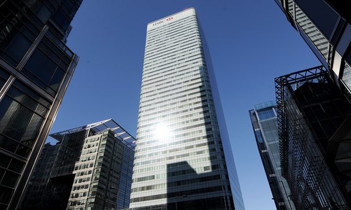 
Ngân hàng HSBC ở London. Ảnh: The Guardian
