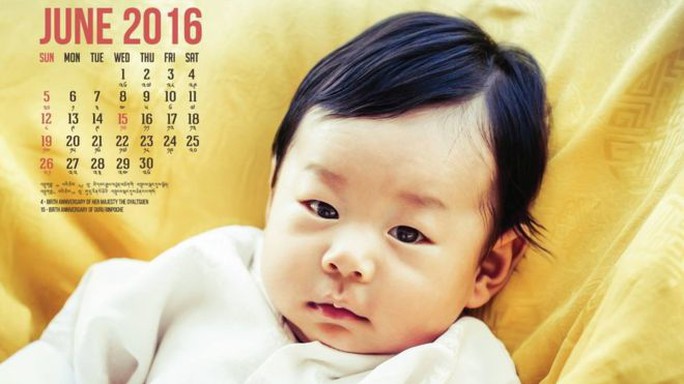Mừng sinh nhật đầu đời, hoàng tử Bhutan siêu dễ thương