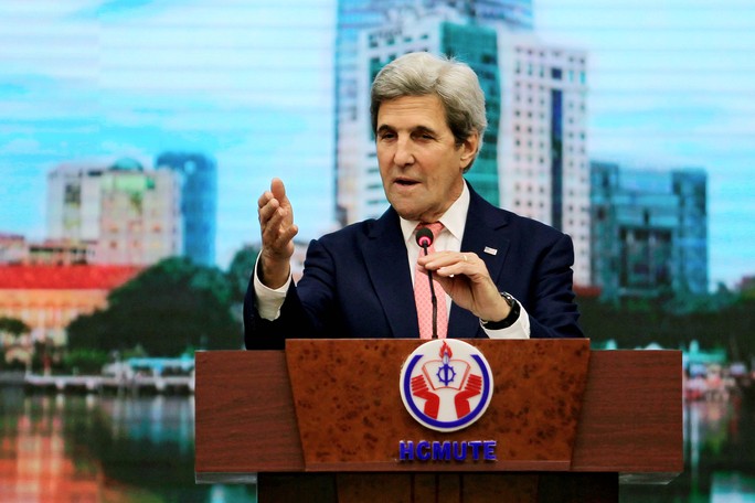 
Đây là chuyến thăm cuối cùng của ông Kerry trên cương vị Ngoại trưởng Mỹ, đi qua 4 nước, trong đó Việt Nam là nước châu Á duy nhất.
