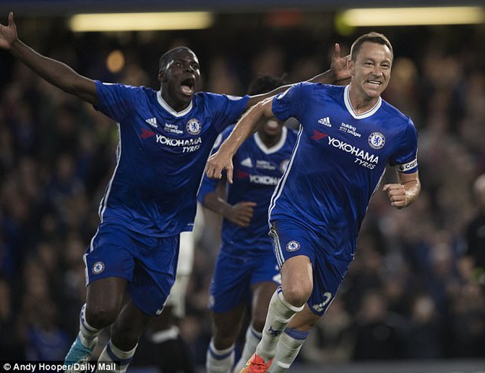 Conte: Terry là huyền thoại tuyệt vời - Ảnh 1.