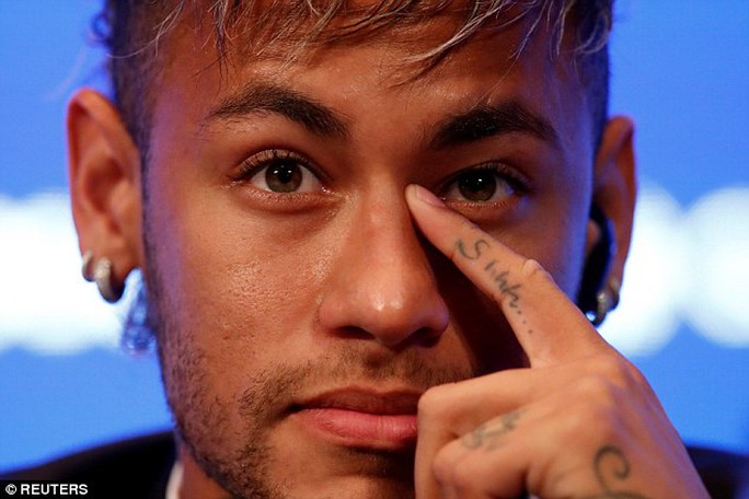 Neymar: Thật buồn khi mọi người nghĩ tôi đến PSG vì tiền - Ảnh 2.