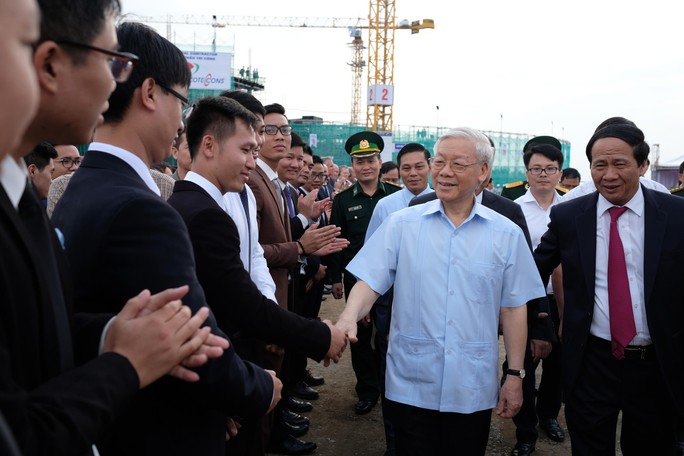 Tổng Bí thư thăm Dự án sản xuất ô tô Vinfast - Ảnh 2.