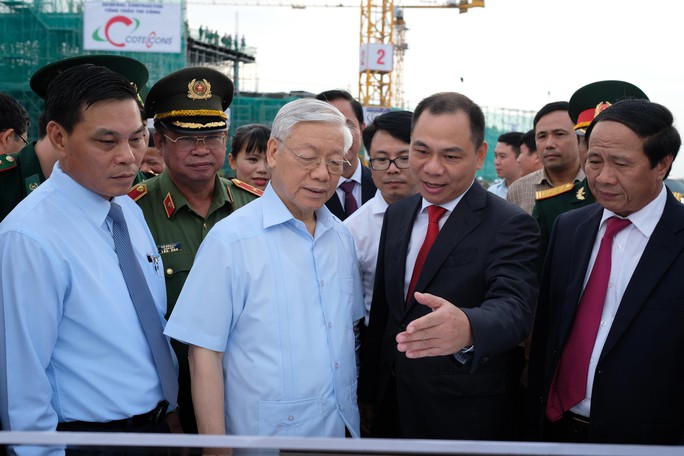 Tổng Bí thư thăm Dự án sản xuất ô tô Vinfast - Ảnh 1.