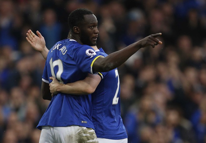 Lukaku là hiểm họa lớn nhất cho hàng thủ Liverpool Ảnh: REUTERS