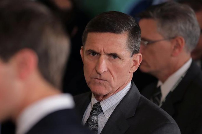 Michael Flynn đang nắm bí mật quan trọng đối với cuộc điều tra nghi án quan hệ giữa đội của ông Trump với Nga? Ảnh: Reuters