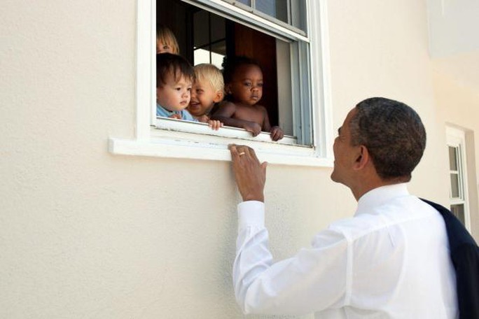 Ông Obama gây bão cộng đồng mạng vì thông điệp mới - Ảnh 1.