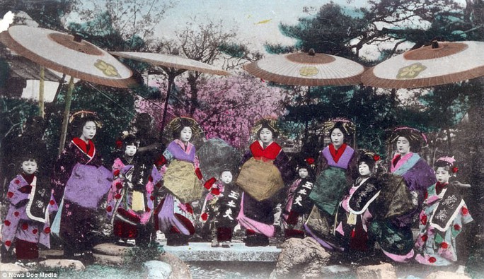 Ám ảnh những góc khuất của các kỹ nữ Nhật Bản xưa - Ảnh 11.