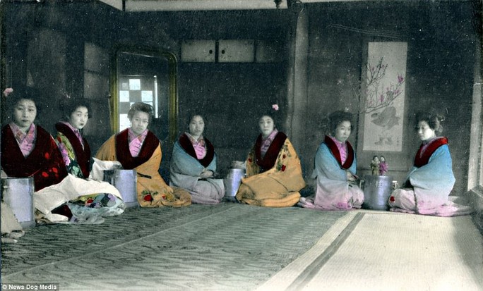 Ám ảnh những góc khuất của các kỹ nữ Nhật Bản xưa - Ảnh 7.