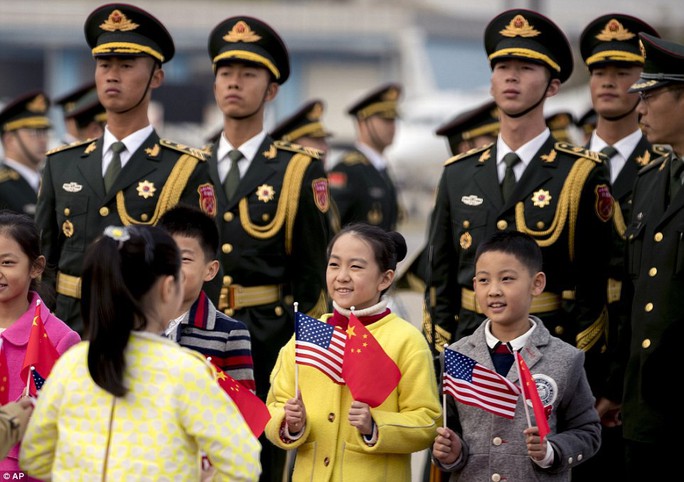 Trung Quốc đón chào Tổng thống Donald Trump - Ảnh 2.