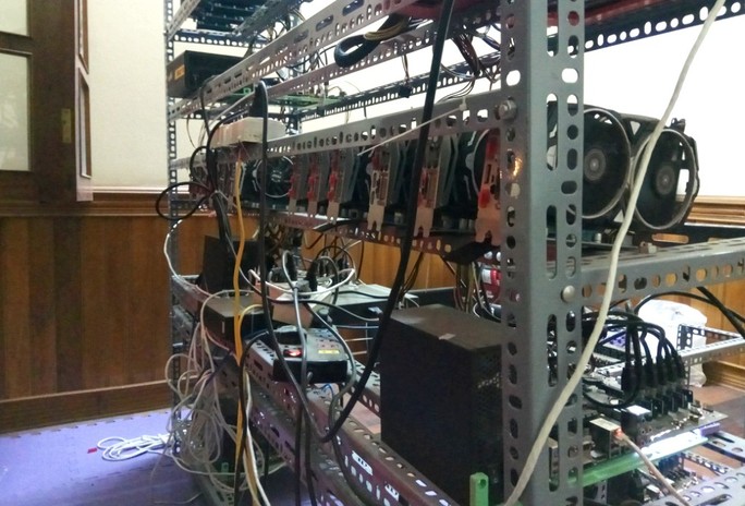Tận mắt thấy dàn trâu đào tiền ảo Bitcoin tiền tỉ ở Hà Nội - Ảnh 6.