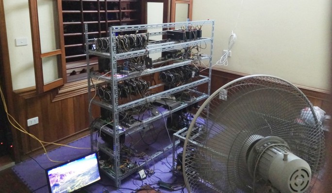 Tận mắt thấy dàn trâu đào tiền ảo Bitcoin tiền tỉ ở Hà Nội - Ảnh 13.