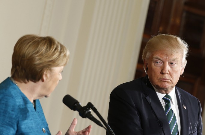 Tổng thống Trump và bà Merkel trong cuộc họp báo chung. Ảnh: Reuters